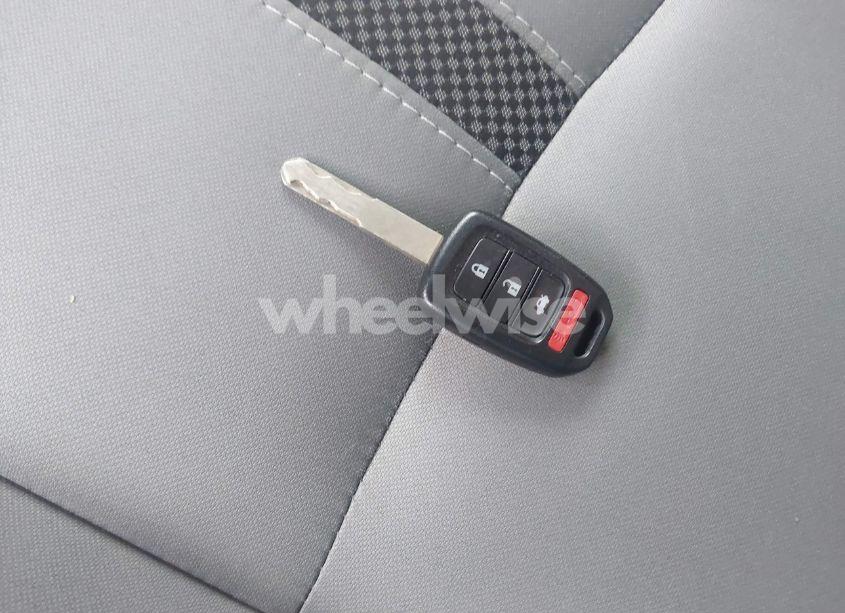 Photo 11 of 2019 Honda Civic LX (VIN 2HGFC2F60KH582691)