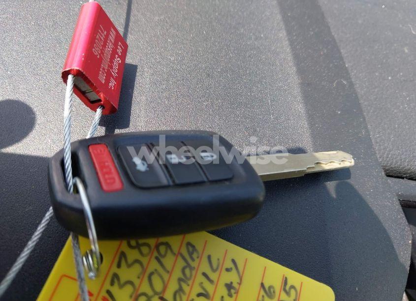 Photo 11 of 2019 Honda Civic LX (VIN 2HGFC2F60KH596686)