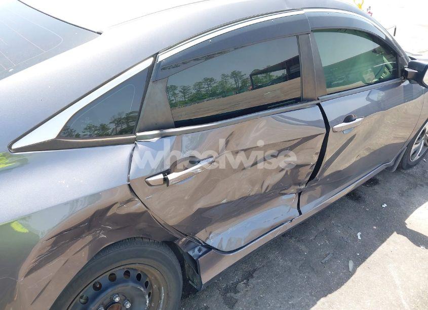 Photo 6 of 2019 Honda Civic LX (VIN 2HGFC2F60KH596686)