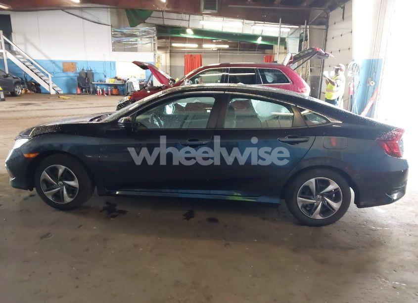 Photo 15 of 2019 Honda Civic LX (VIN 2HGFC2F60KH599328)