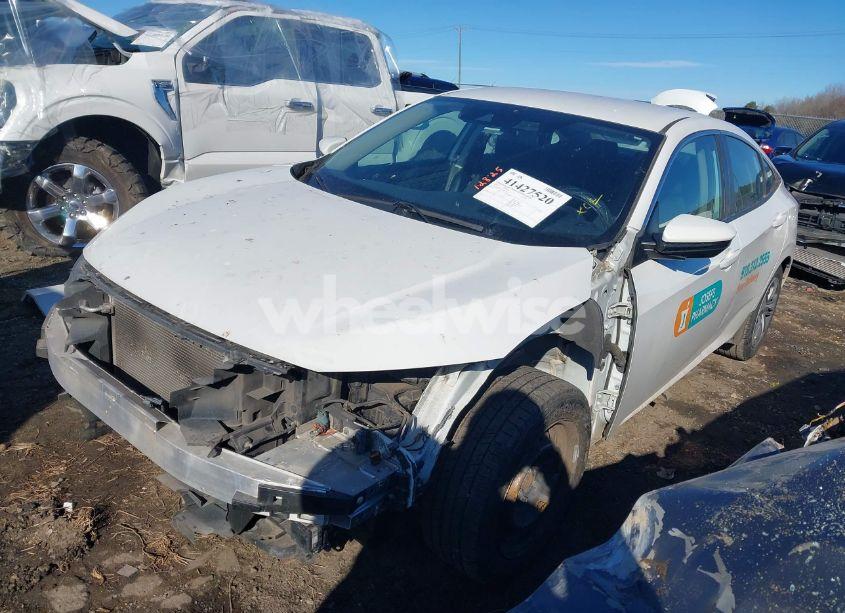 Photo 2 of 2020 Honda Civic LX (VIN 2HGFC2F60LH509015)