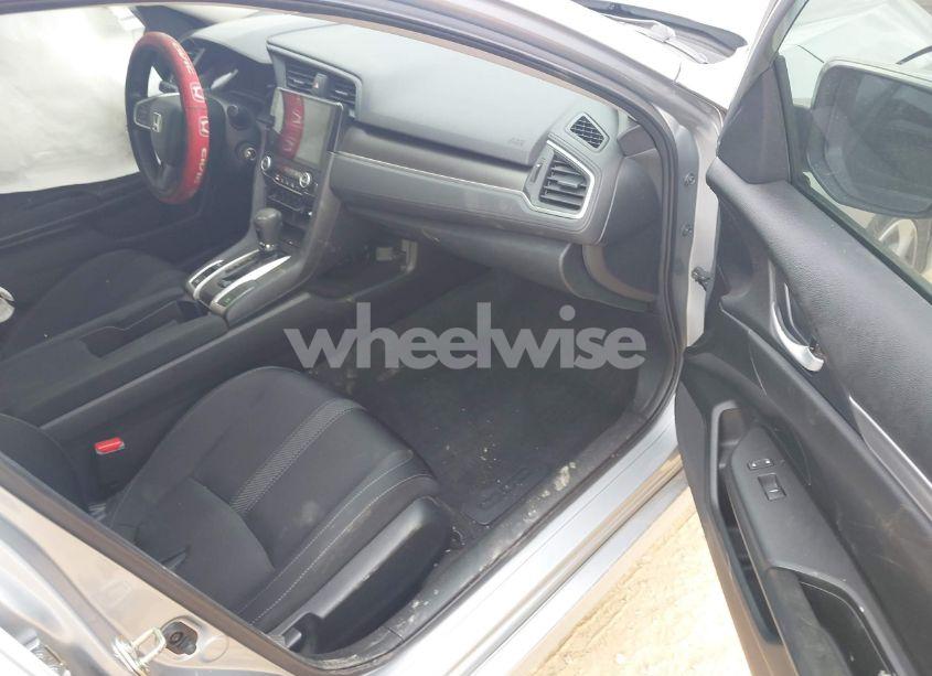 Photo 5 of 2020 Honda Civic LX (VIN 2HGFC2F60LH516885)