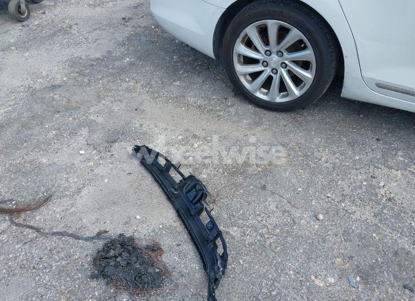 Photo 12 of 2020 Honda Civic LX (VIN 2HGFC2F60LH565181)