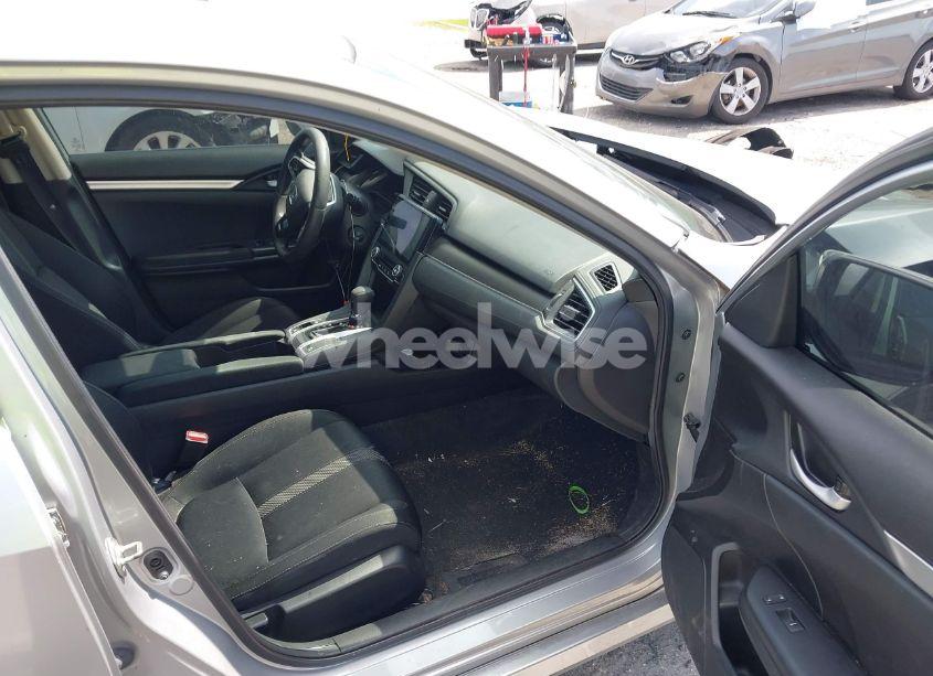 Photo 5 of 2020 Honda Civic LX (VIN 2HGFC2F60LH565181)