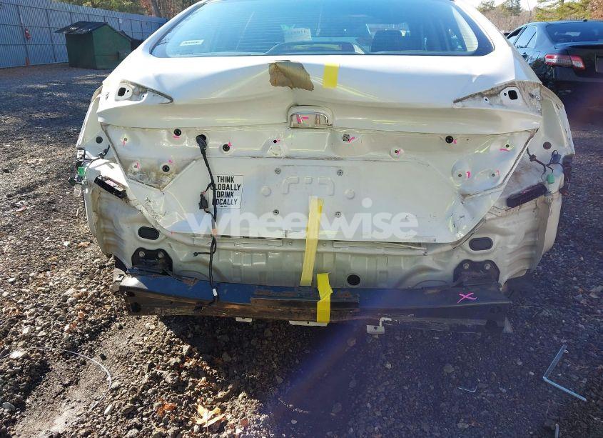 Photo 6 of 2020 Honda Civic LX (VIN 2HGFC2F60LH577430)