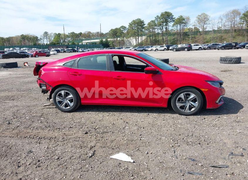 Photo 13 of 2019 Honda Civic LX (VIN 2HGFC2F61KH538103)