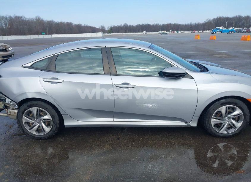 Photo 13 of 2019 Honda Civic LX (VIN 2HGFC2F61KH546301)