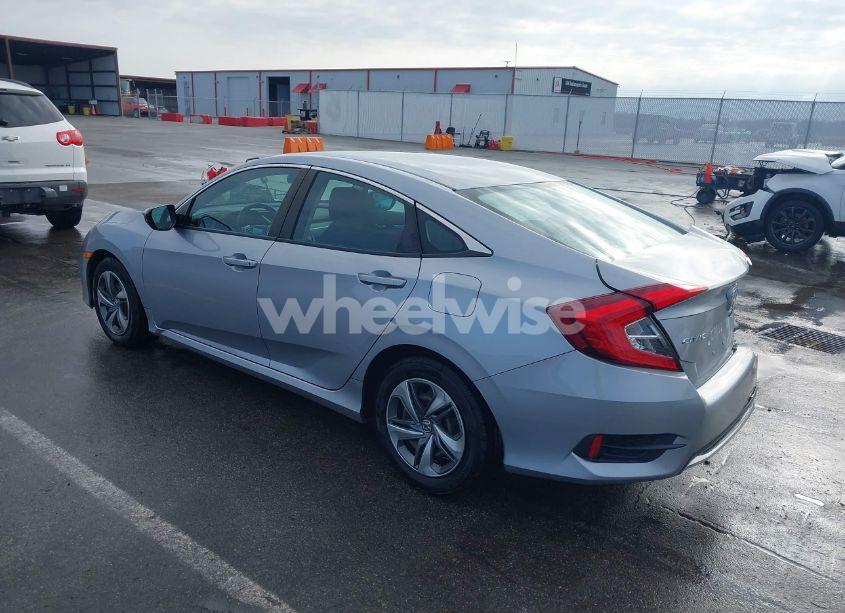 Photo 3 of 2019 Honda Civic LX (VIN 2HGFC2F61KH546301)