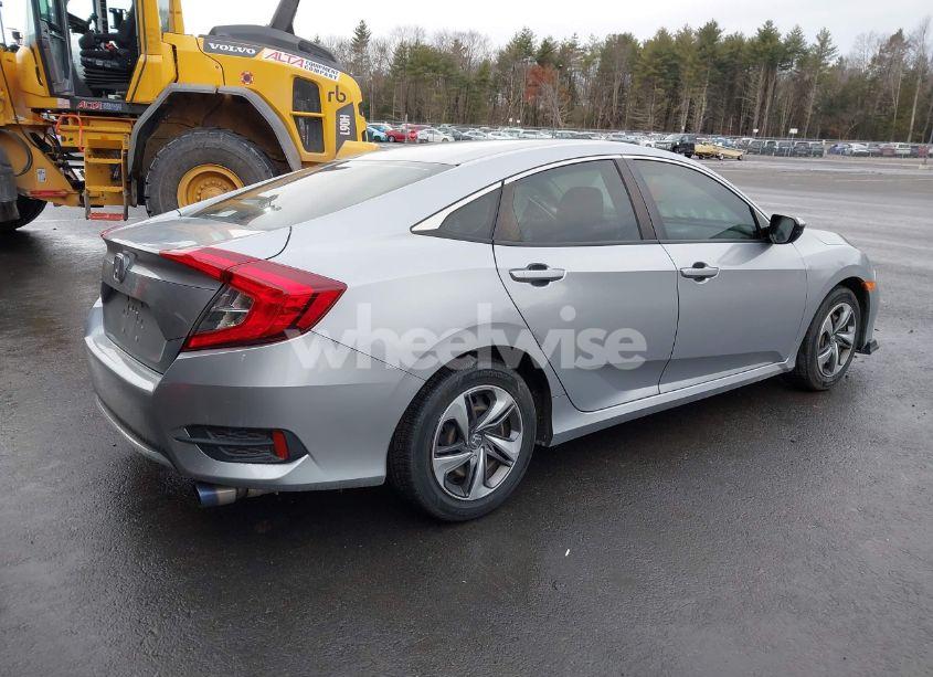 Photo 4 of 2019 Honda Civic LX (VIN 2HGFC2F61KH549585)