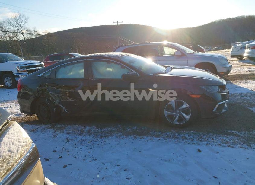 Photo 13 of 2019 Honda Civic LX (VIN 2HGFC2F61KH550025)