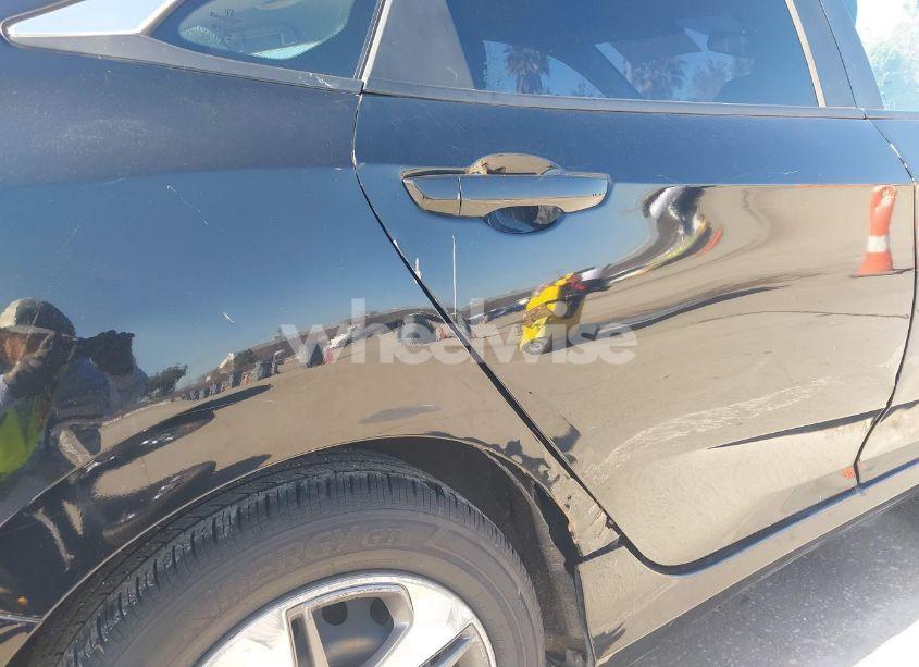 Photo 20 of 2019 Honda Civic LX (VIN 2HGFC2F61KH561199)