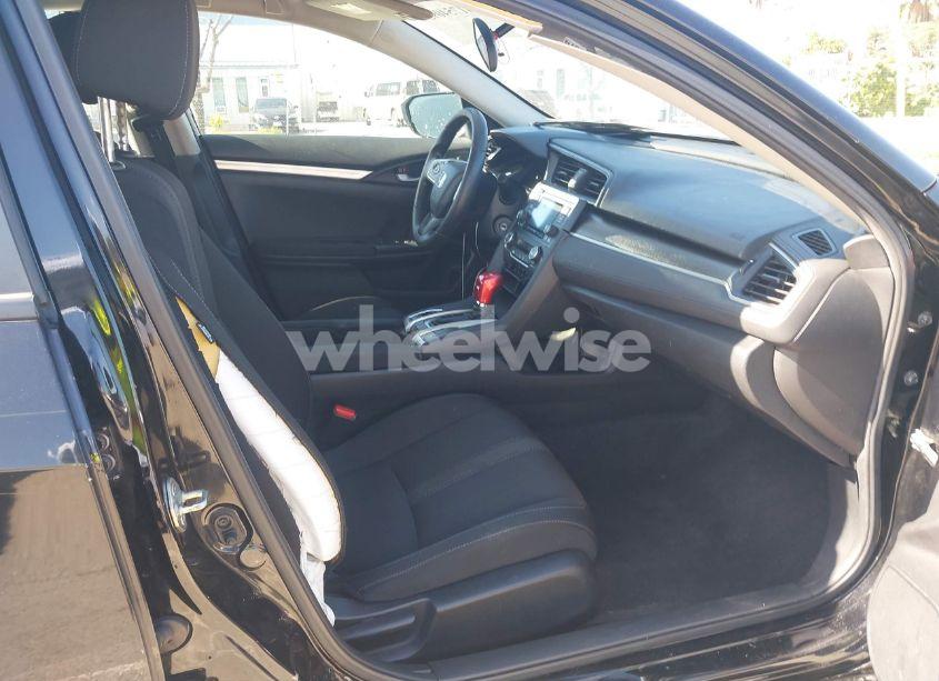 Photo 5 of 2019 Honda Civic LX (VIN 2HGFC2F61KH561199)