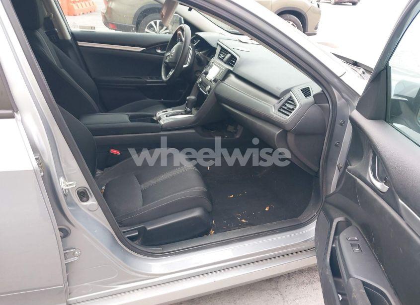 Photo 5 of 2019 Honda Civic LX (VIN 2HGFC2F61KH588094)