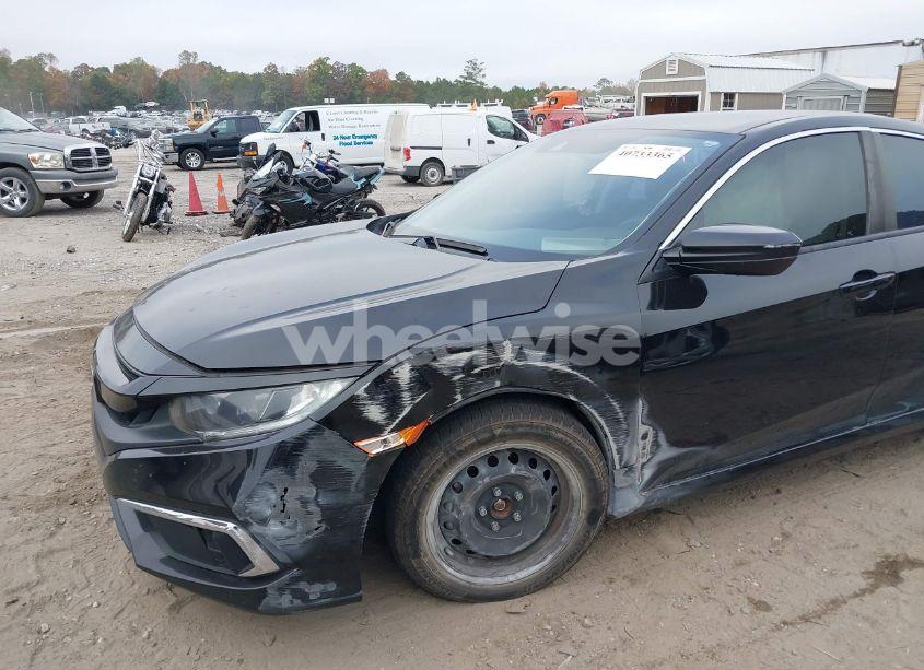 Photo 6 of 2019 Honda Civic LX (VIN 2HGFC2F61KH589844)