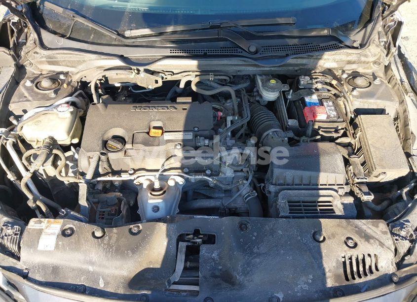 Photo 10 of 2019 Honda Civic LX (VIN 2HGFC2F61KH589956)