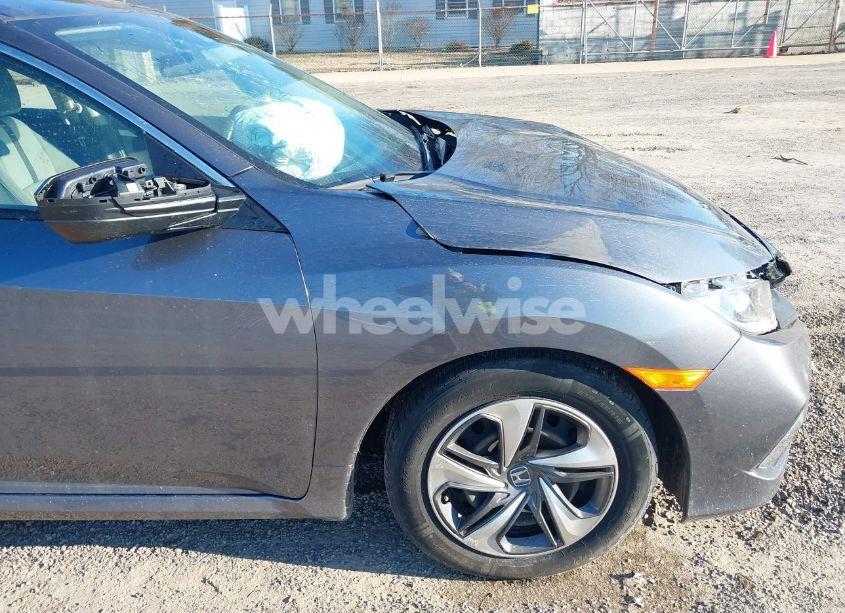 Photo 19 of 2019 Honda Civic LX (VIN 2HGFC2F61KH589956)