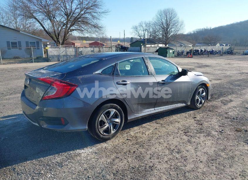 Photo 4 of 2019 Honda Civic LX (VIN 2HGFC2F61KH589956)