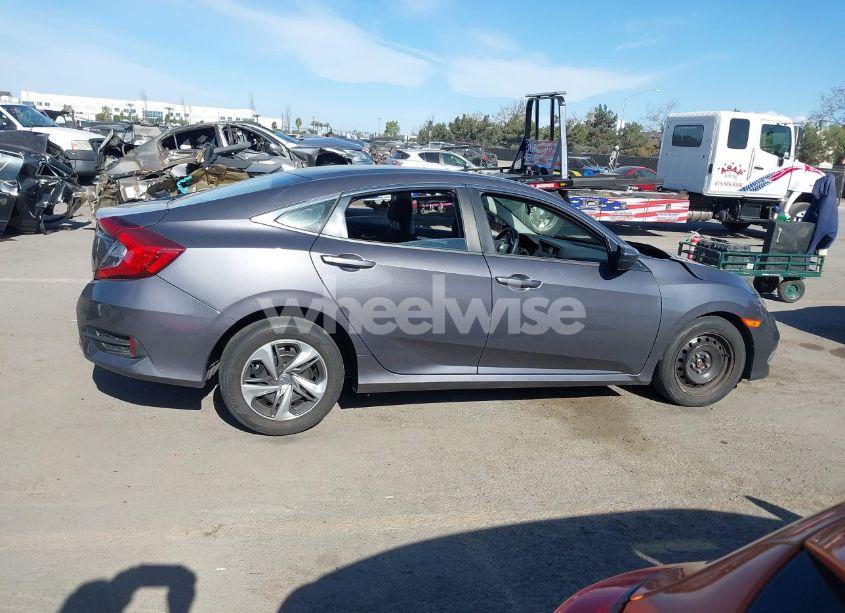 Photo 14 of 2020 Honda Civic LX (VIN 2HGFC2F61LH511002)