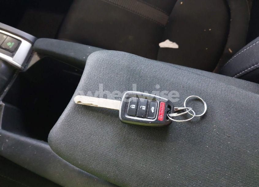 Photo 11 of 2020 Honda Civic LX (VIN 2HGFC2F61LH587612)