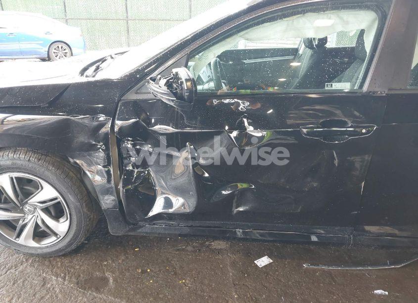 Photo 6 of 2020 Honda Civic LX (VIN 2HGFC2F61LH587612)