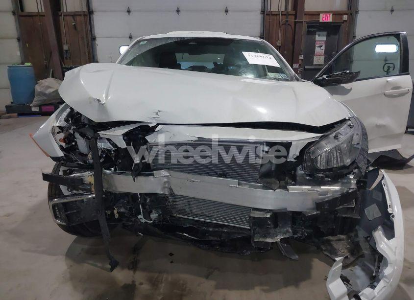 Photo 6 of 2020 Honda Civic LX (VIN 2HGFC2F61LH595404)