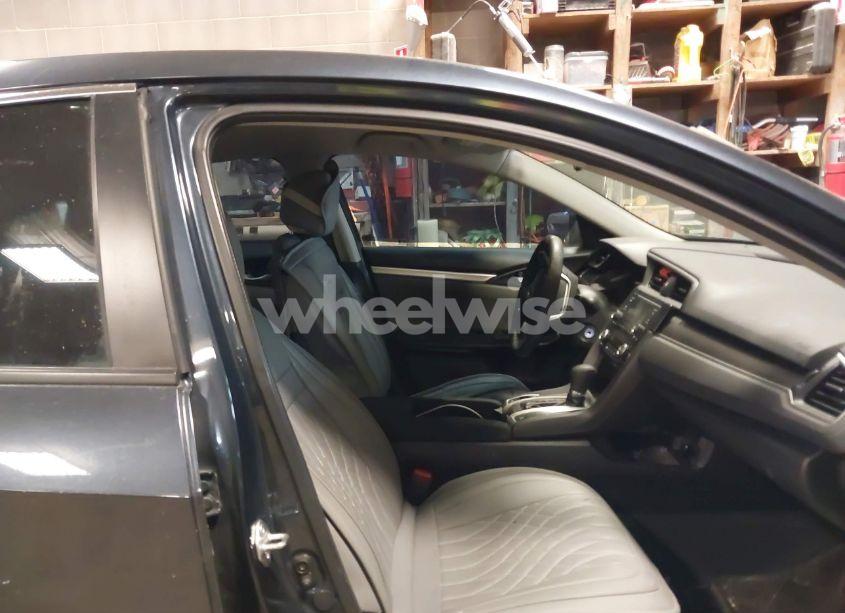 Photo 5 of 2021 Honda Civic LX (VIN 2HGFC2F61MH532451)