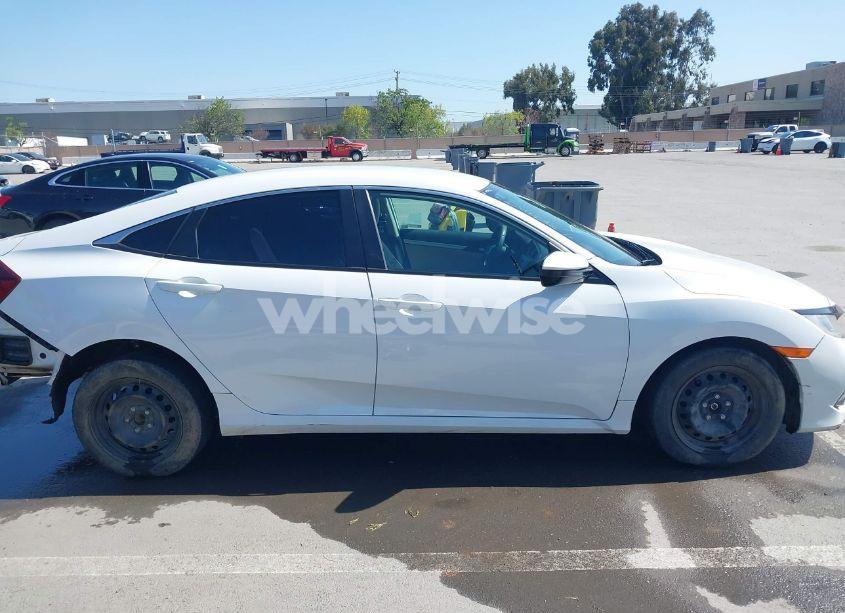 Photo 14 of 2021 Honda Civic LX (VIN 2HGFC2F61MH547922)