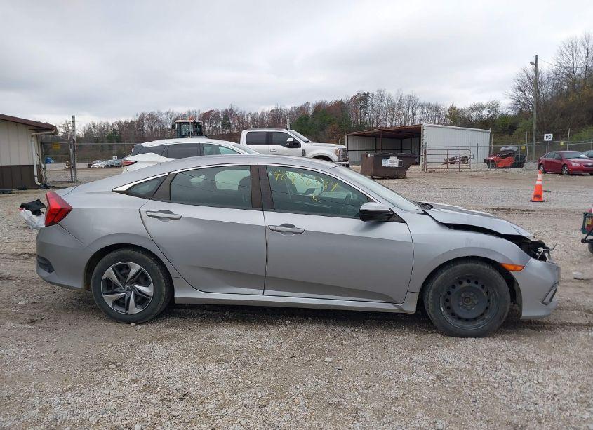 Photo 14 of 2019 Honda Civic LX (VIN 2HGFC2F62KH511590)