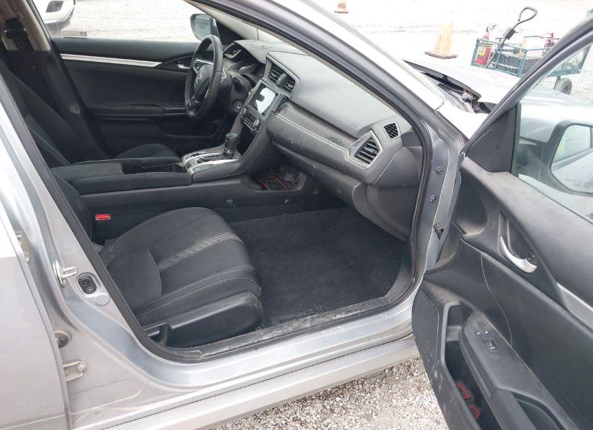 Photo 5 of 2019 Honda Civic LX (VIN 2HGFC2F62KH511590)
