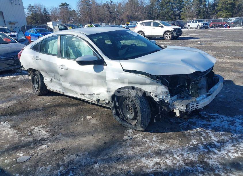 2019 Honda Civic LX (VIN 2HGFC2F62KH513727) main photo