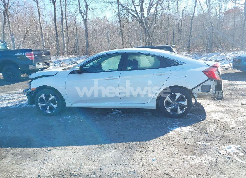 Photo 14 of 2019 Honda Civic LX (VIN 2HGFC2F62KH513727)