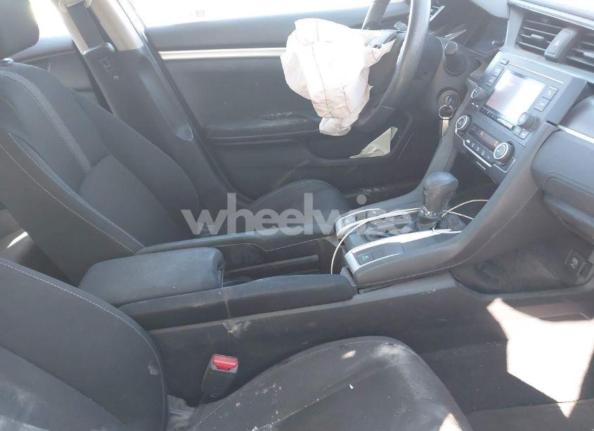 Photo 5 of 2019 Honda Civic LX (VIN 2HGFC2F62KH513727)