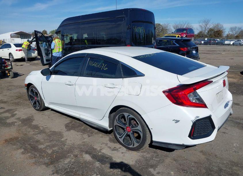 Photo 3 of 2019 Honda Civic LX (VIN 2HGFC2F62KH546520)