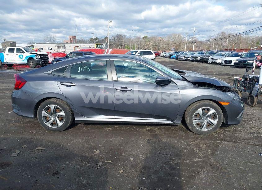 Photo 13 of 2019 Honda Civic LX (VIN 2HGFC2F62KH549935)