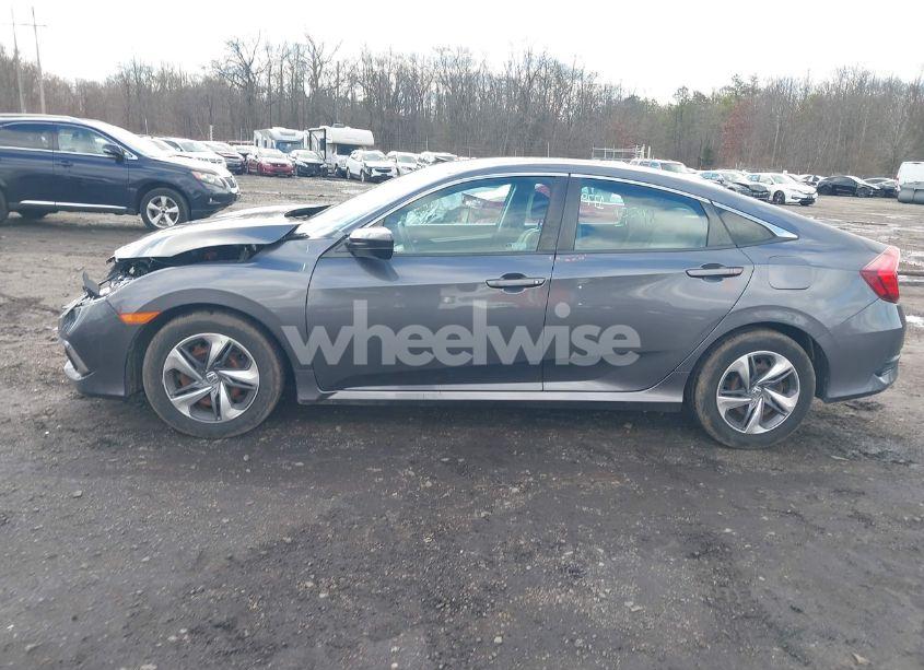Photo 14 of 2019 Honda Civic LX (VIN 2HGFC2F62KH549935)