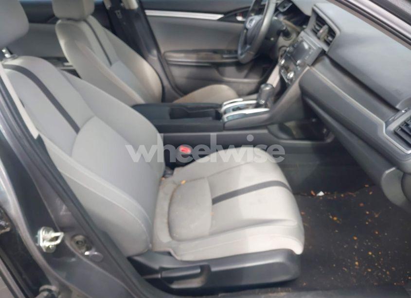 Photo 5 of 2019 Honda Civic LX (VIN 2HGFC2F62KH549935)