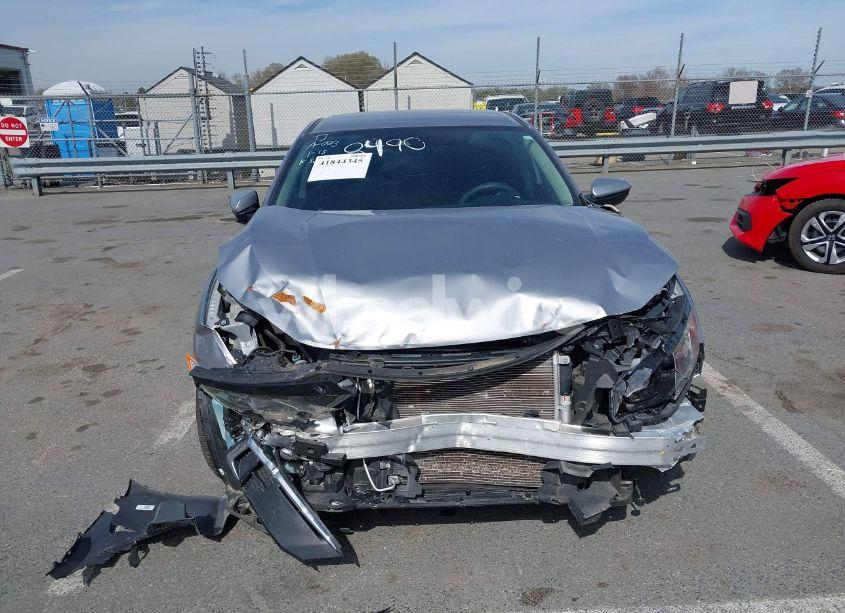 Photo 12 of 2019 Honda Civic LX (VIN 2HGFC2F62KH555430)