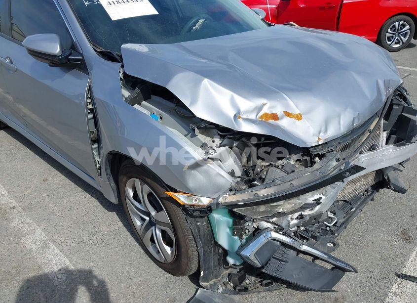 Photo 18 of 2019 Honda Civic LX (VIN 2HGFC2F62KH555430)