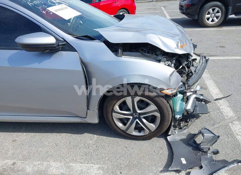 Photo 19 of 2019 Honda Civic LX (VIN 2HGFC2F62KH555430)