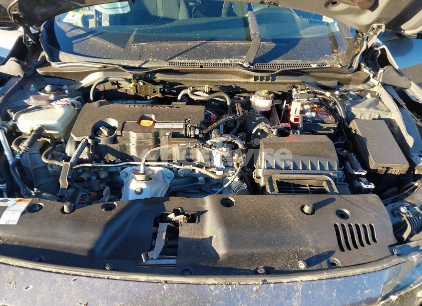 Photo 10 of 2019 Honda Civic LX (VIN 2HGFC2F62KH558585)