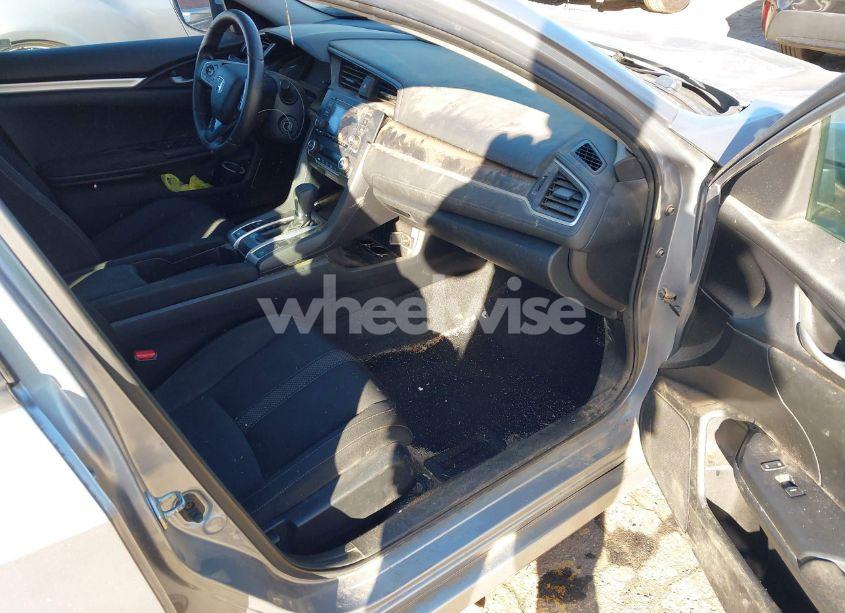 Photo 5 of 2019 Honda Civic LX (VIN 2HGFC2F62KH559851)