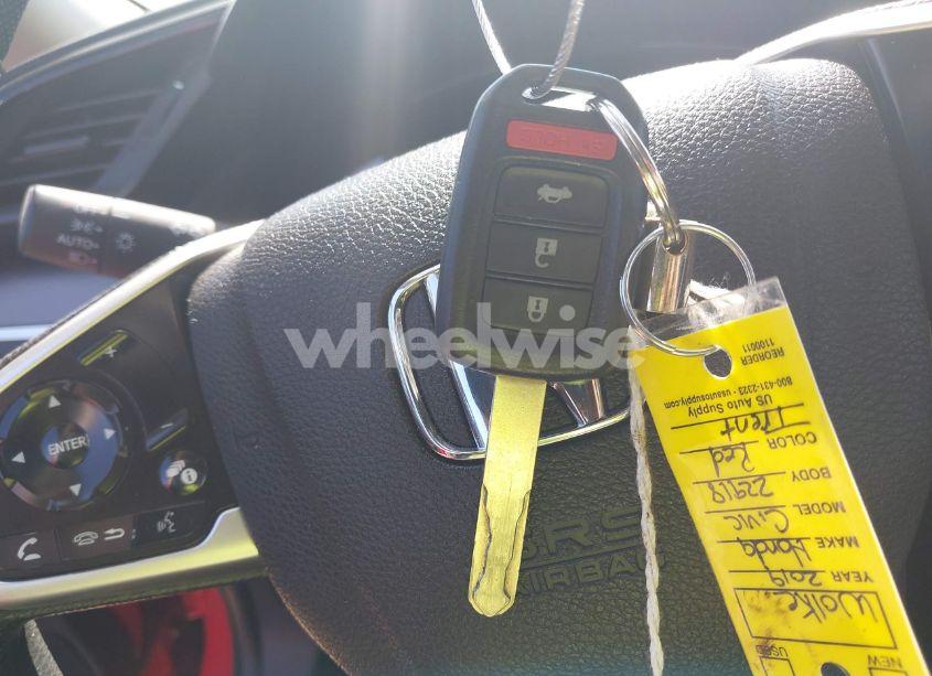 Photo 11 of 2019 Honda Civic LX (VIN 2HGFC2F62KH562958)