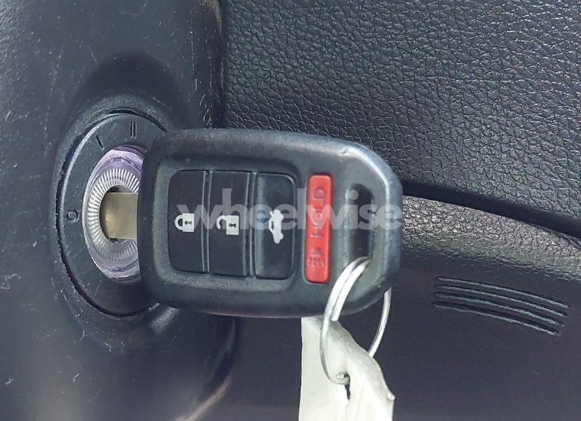 Photo 11 of 2019 Honda Civic LX (VIN 2HGFC2F62KH569635)