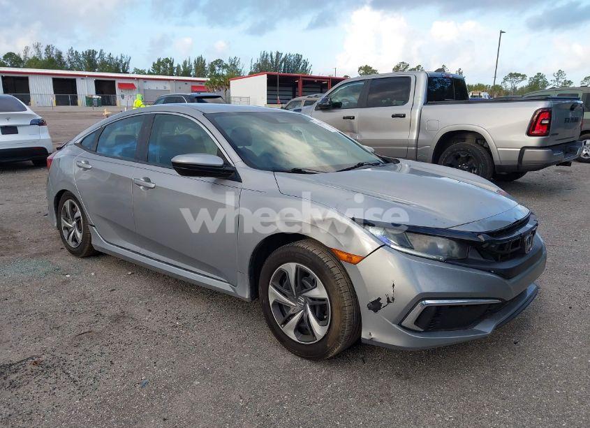 2019 Honda Civic LX (VIN 2HGFC2F62KH583213) main photo