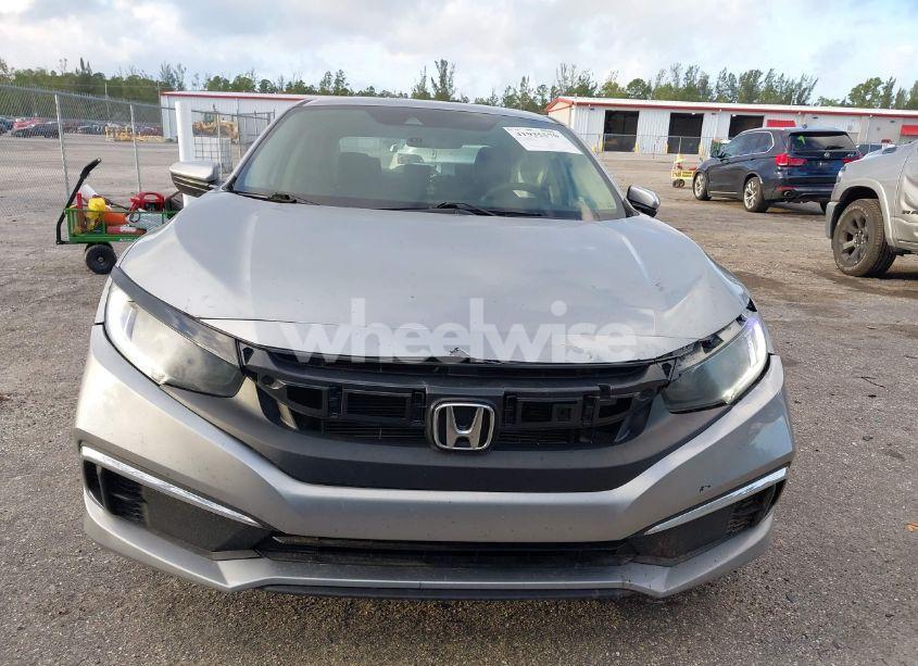 Photo 13 of 2019 Honda Civic LX (VIN 2HGFC2F62KH583213)