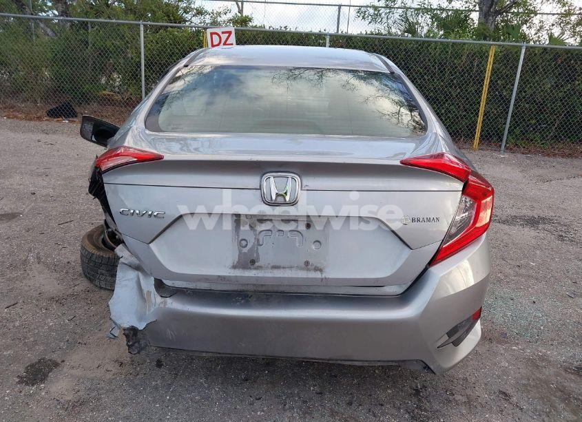 Photo 17 of 2019 Honda Civic LX (VIN 2HGFC2F62KH583213)