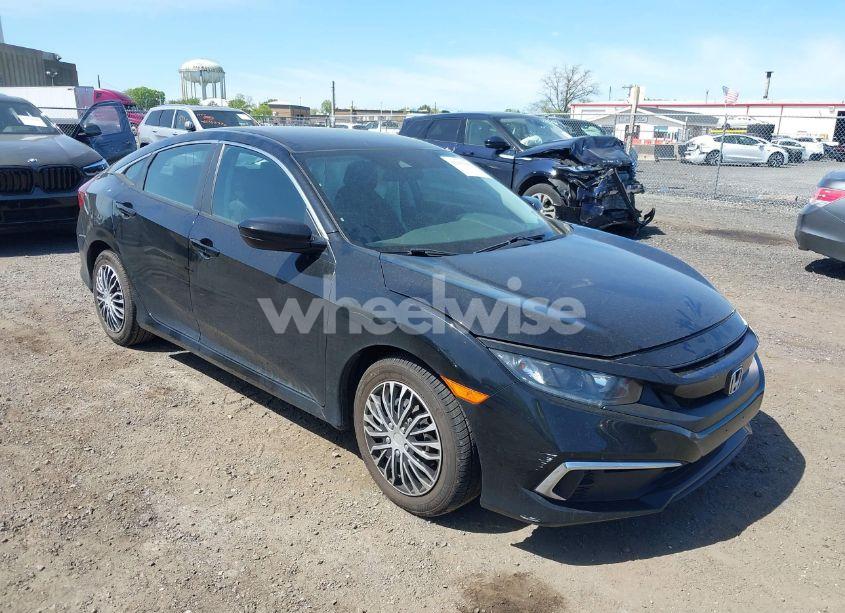 2019 Honda Civic LX (VIN 2HGFC2F62KH589741) main photo