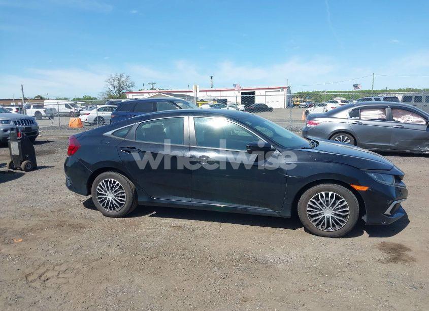 Photo 13 of 2019 Honda Civic LX (VIN 2HGFC2F62KH589741)