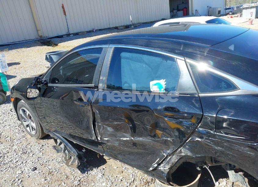 Photo 15 of 2020 Honda Civic LX (VIN 2HGFC2F62LH559558)