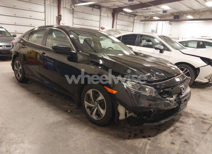 2020 Honda Civic LX (VIN 2HGFC2F62LH595590) main photo